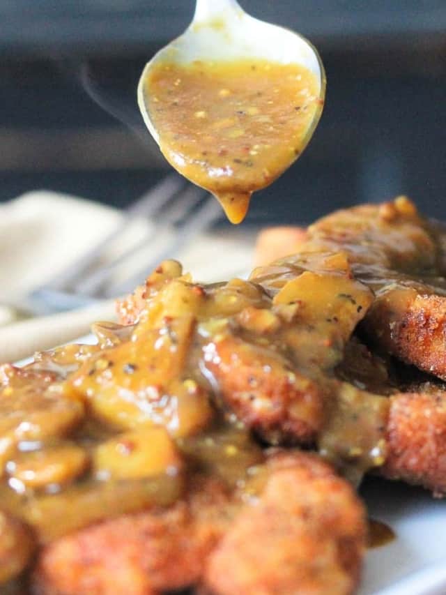 Schnitzel with Mushroom Sauce